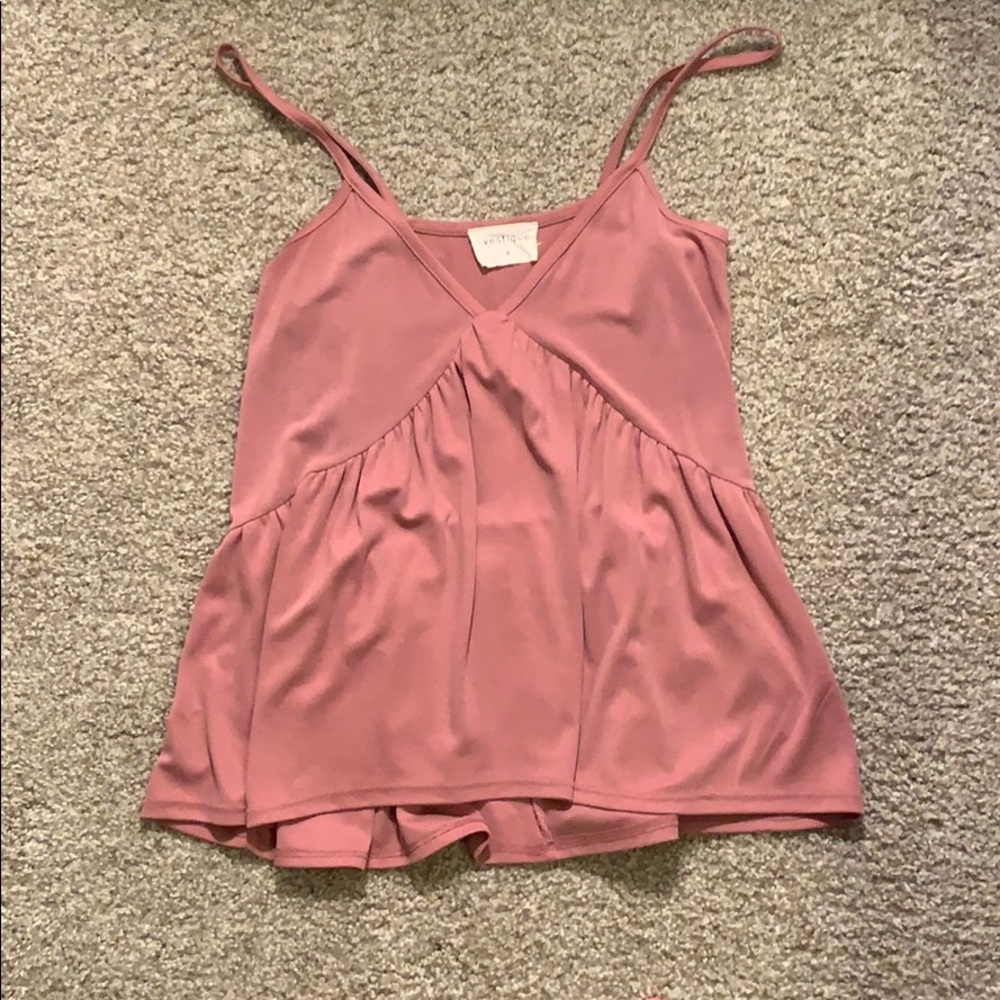 Vestique tank